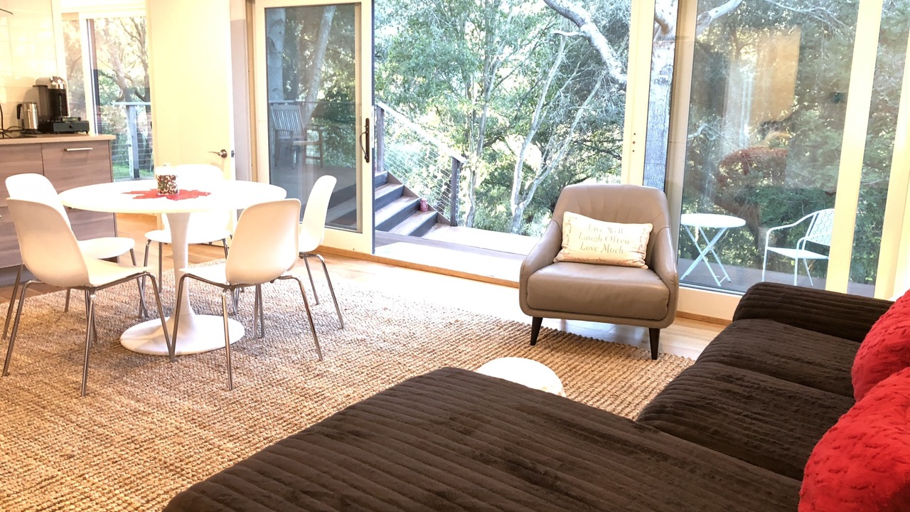 Photo of Livingroom in Woodside