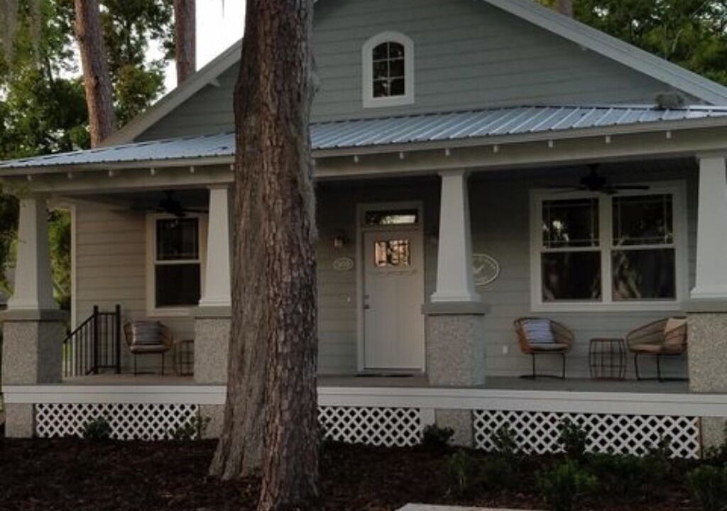 Photo of Others in Darien