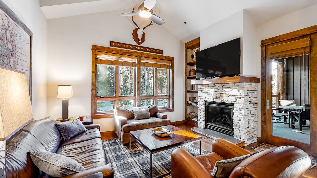 Photo of Livingroom in Four O'Clock