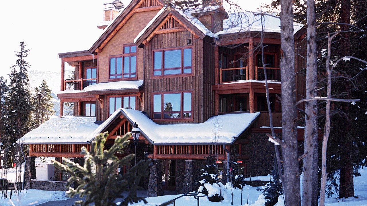 Photo of Outdoor in Four O'Clock