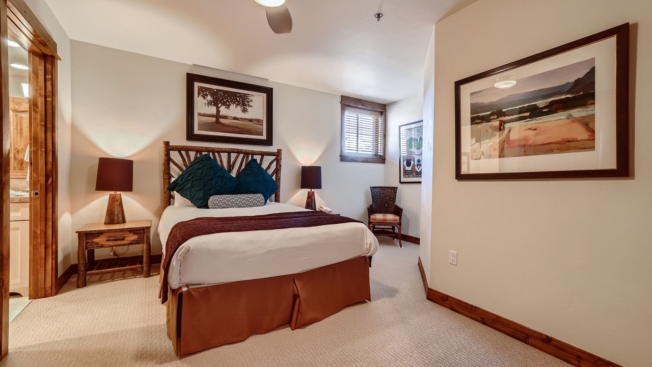Photo of Bedroom in Four O'Clock
