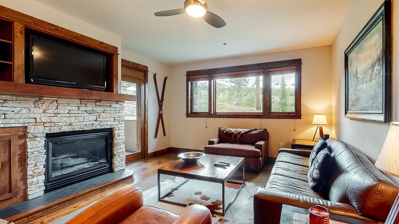 Photo of Livingroom in Four O'Clock