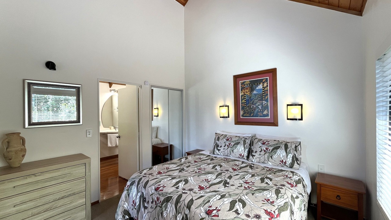 Photo of Bedroom in Paihia