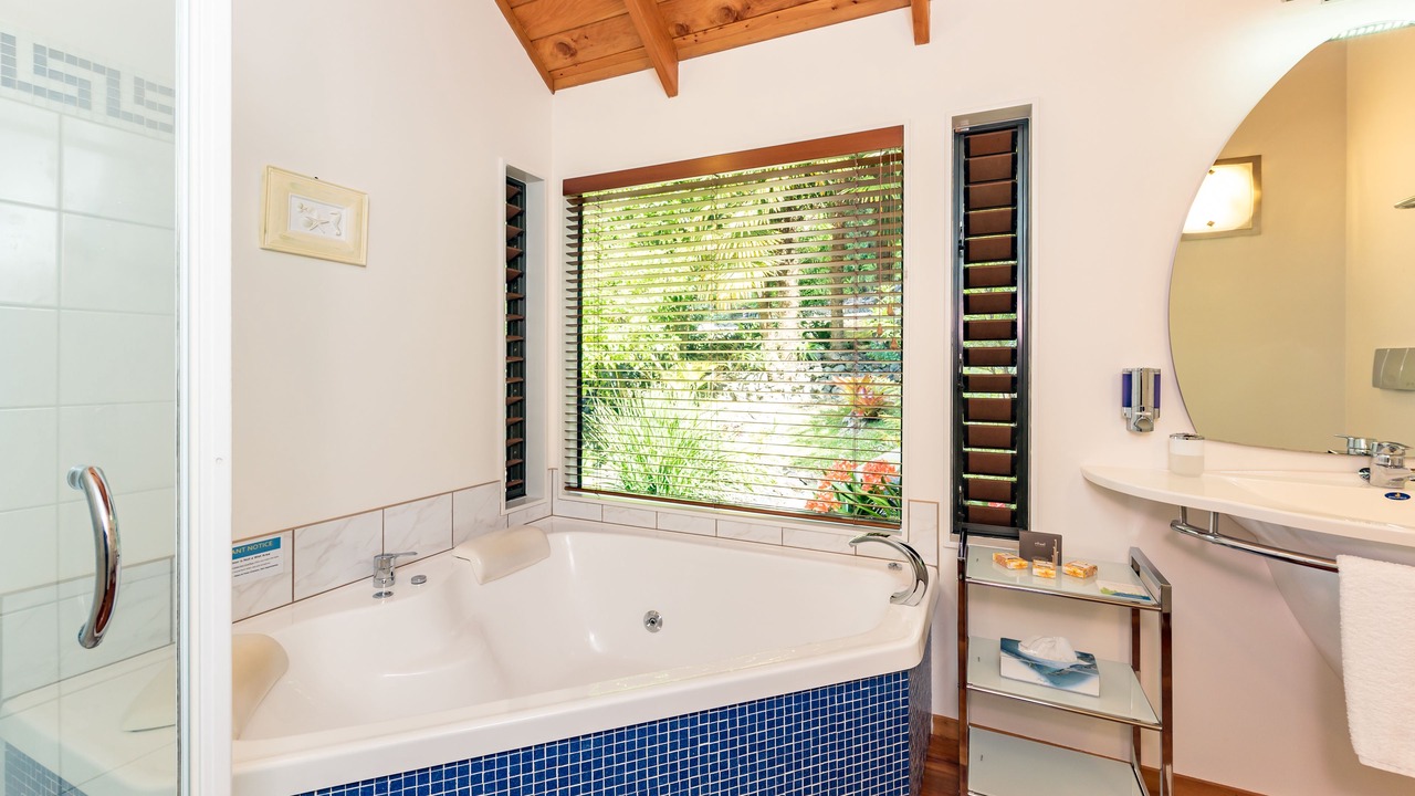 Photo of Bathroom in Paihia