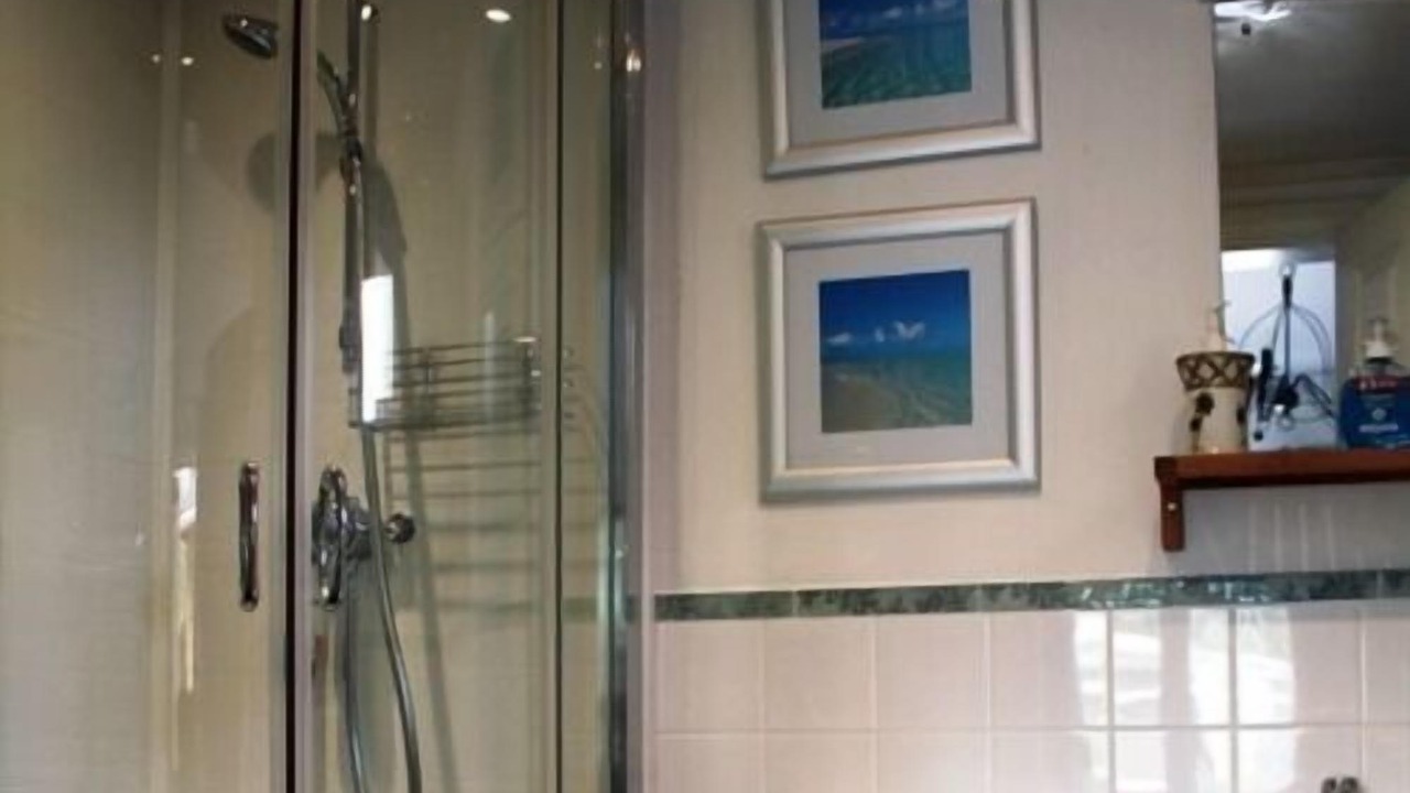 Photo of Bathroom in Bickenhill