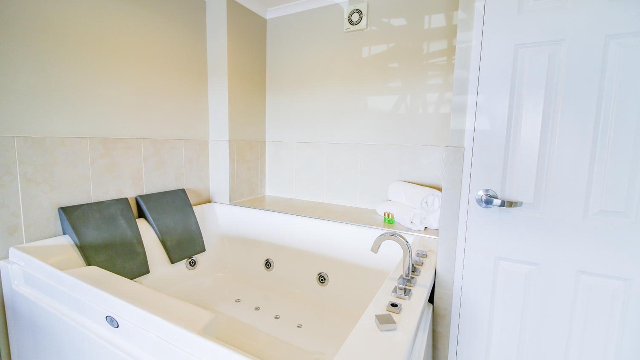 Photo of Bathroom in Whanganui