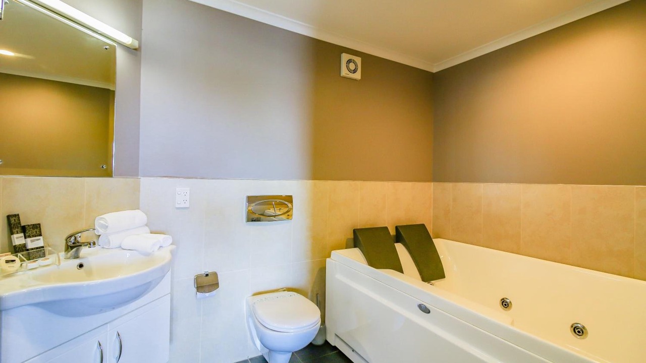 Photo of Bathroom in Whanganui