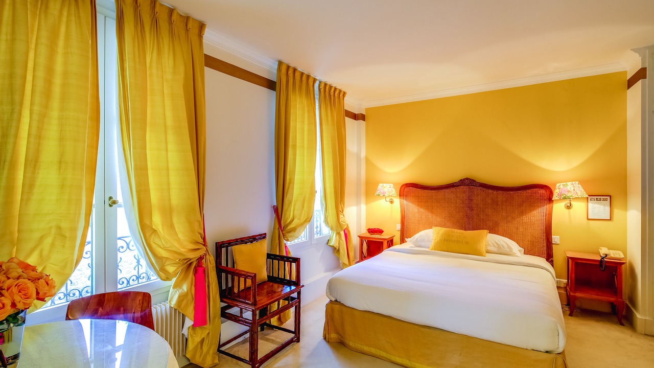 Photo of Bedroom in Prince–Marmottan