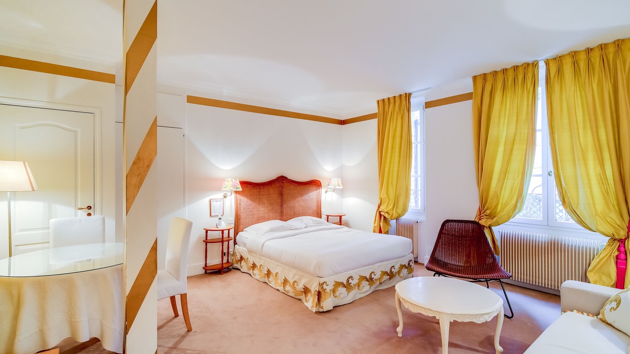 Photo of Bedroom in Prince–Marmottan