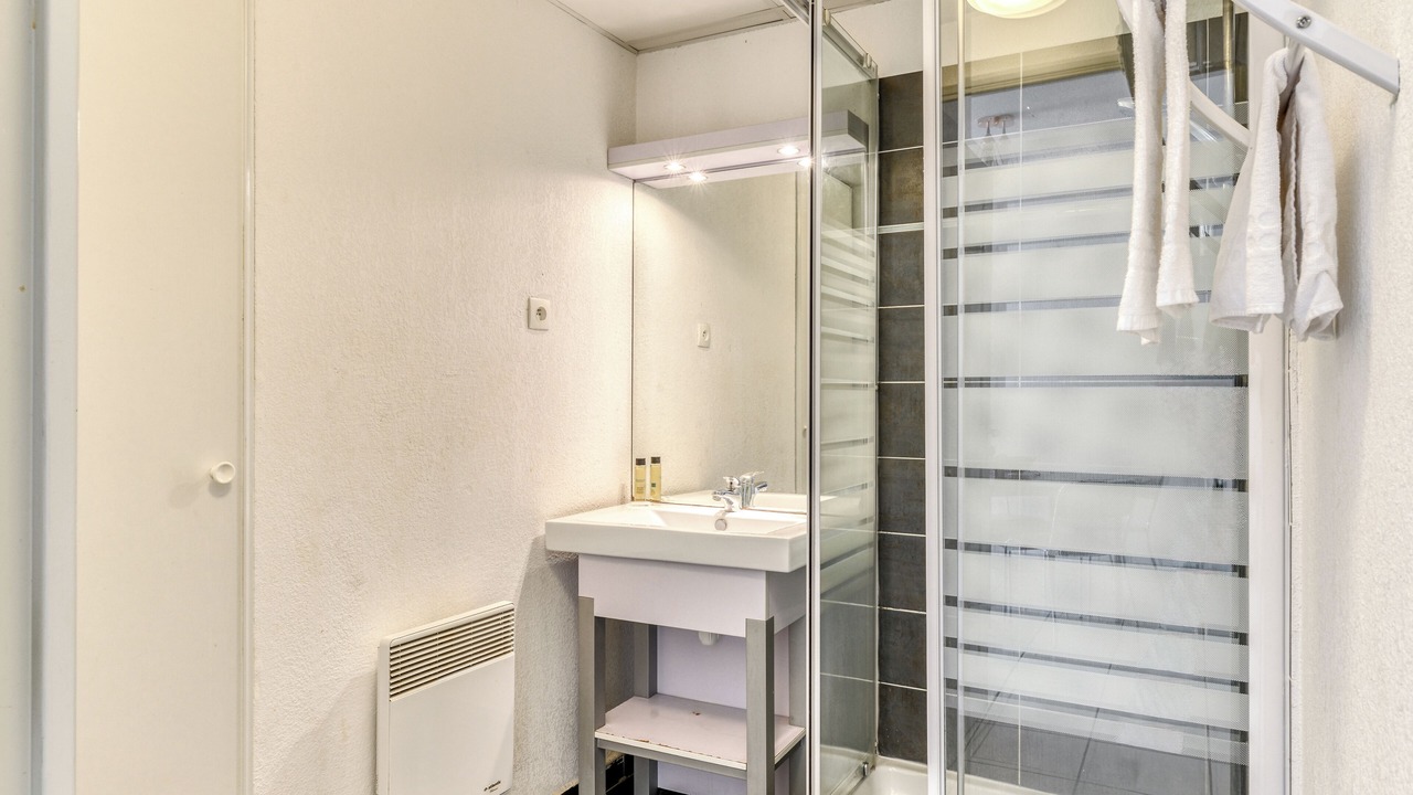 Photo of Bathroom in Le Grau-Du-Roi