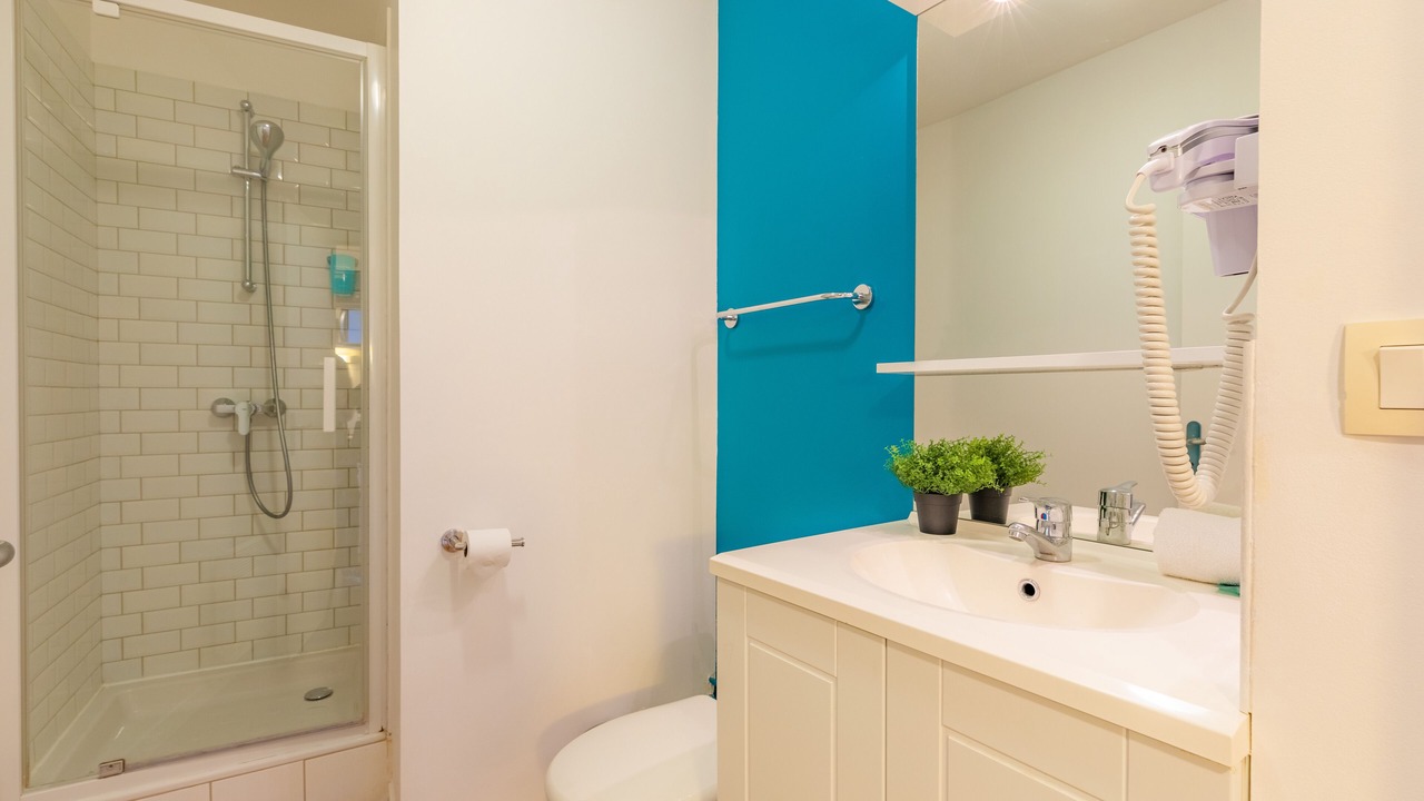 Photo of Bathroom in Decre-Cathedrale