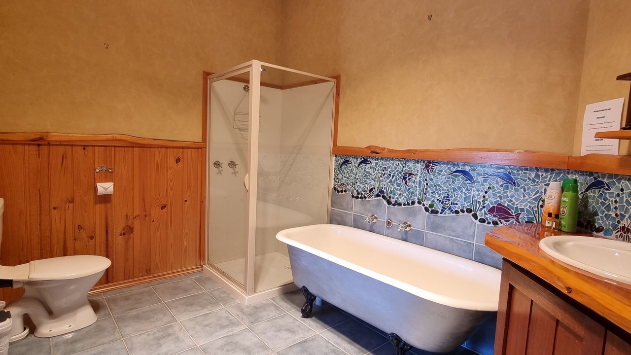Photo of Bathroom in Port Campbell