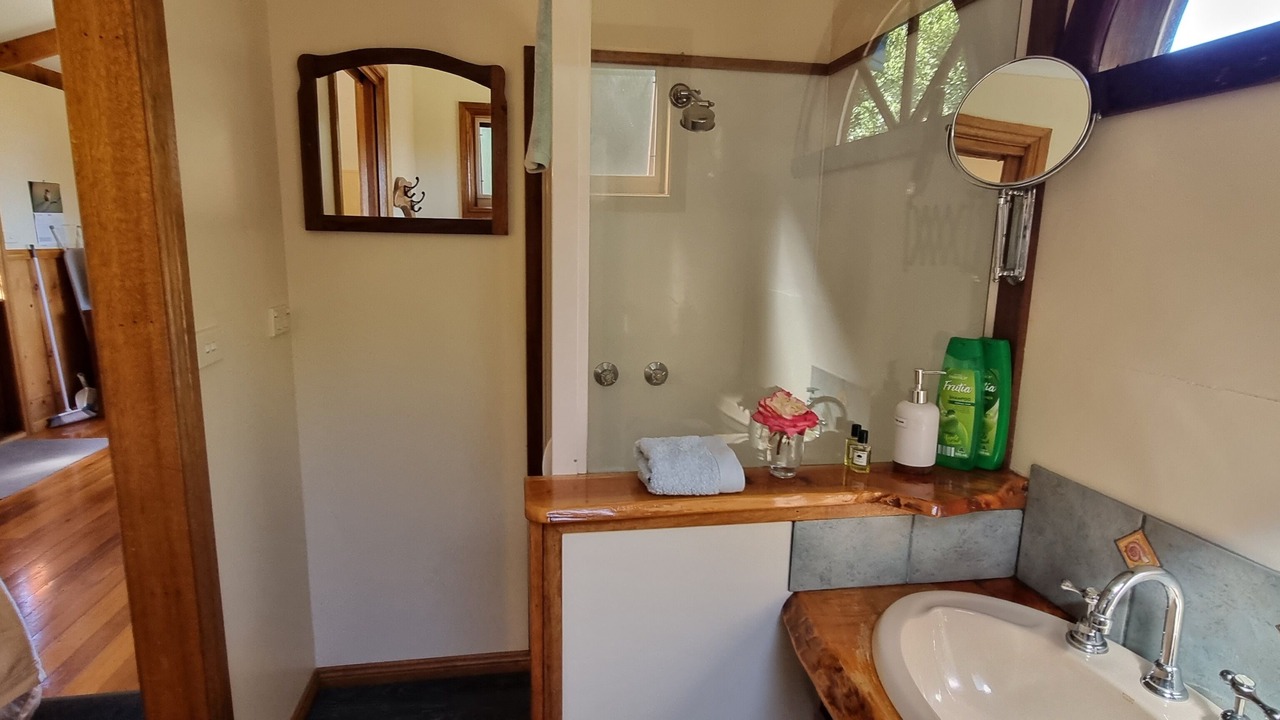 Photo of Bathroom in Port Campbell