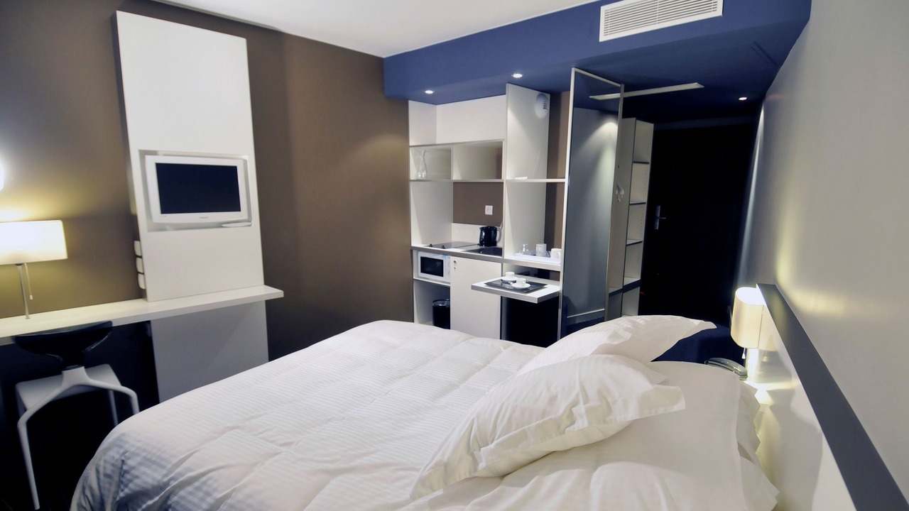 Photo of Bedroom in 7th Arrondissement