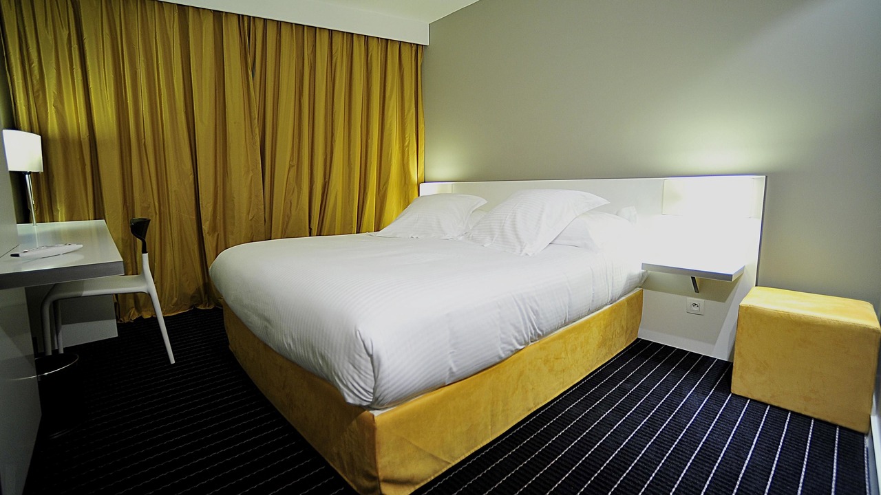 Photo of Bedroom in 7th Arrondissement