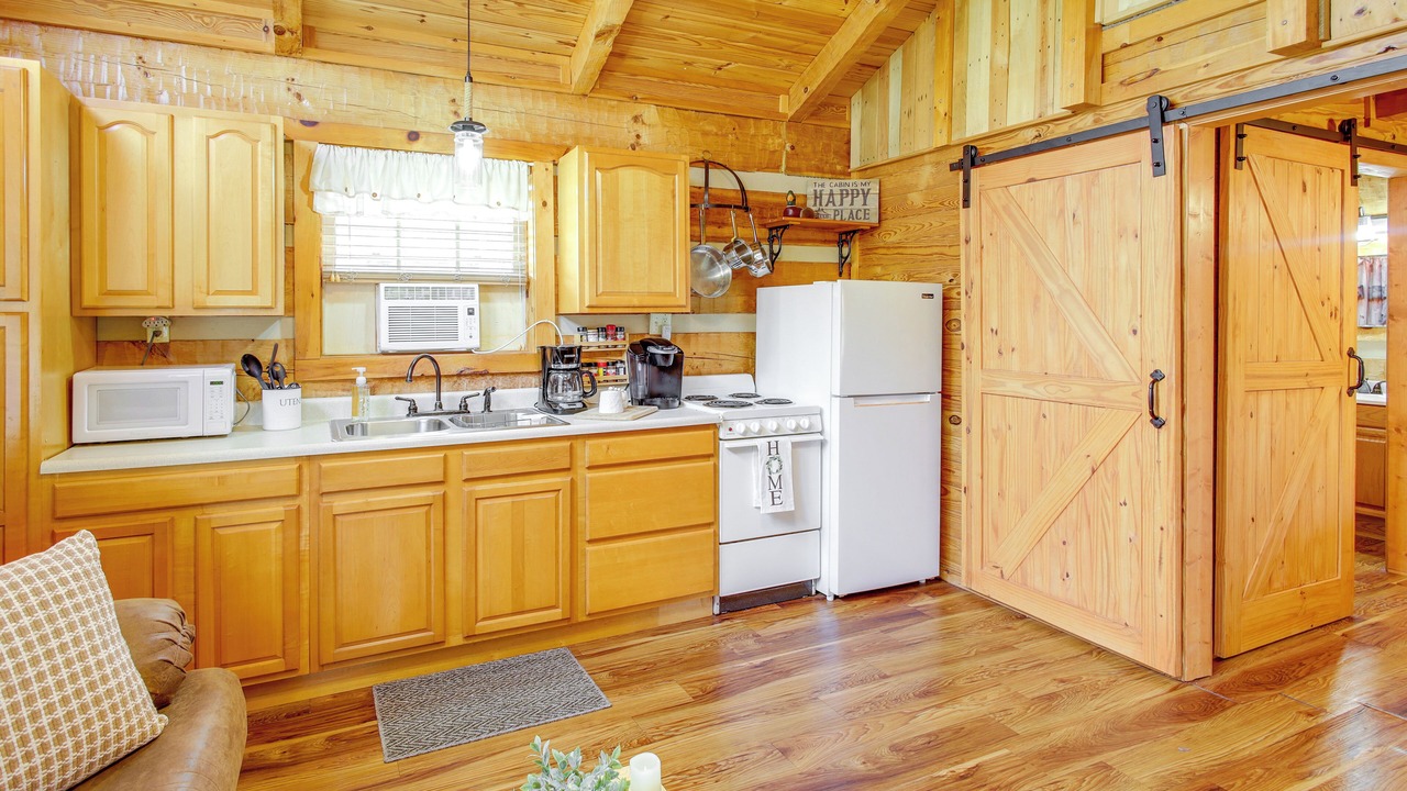 Photo of Kitchen in Bean Station