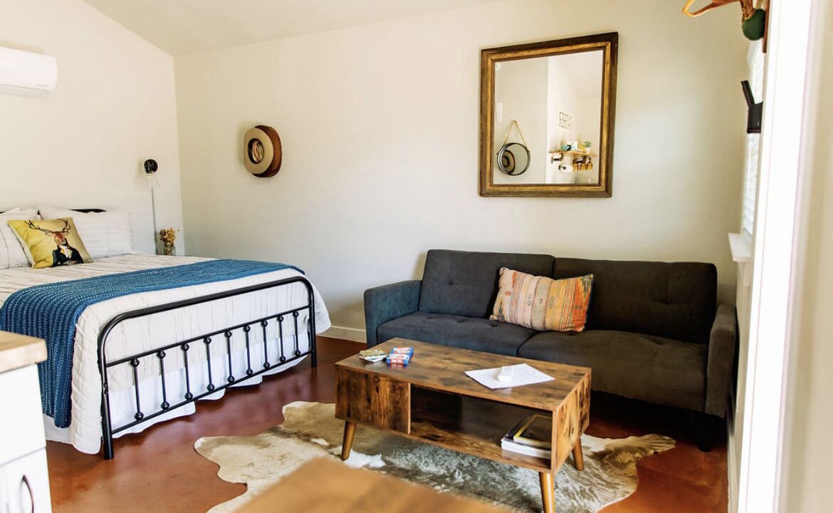 Photo of Livingroom in Carmine