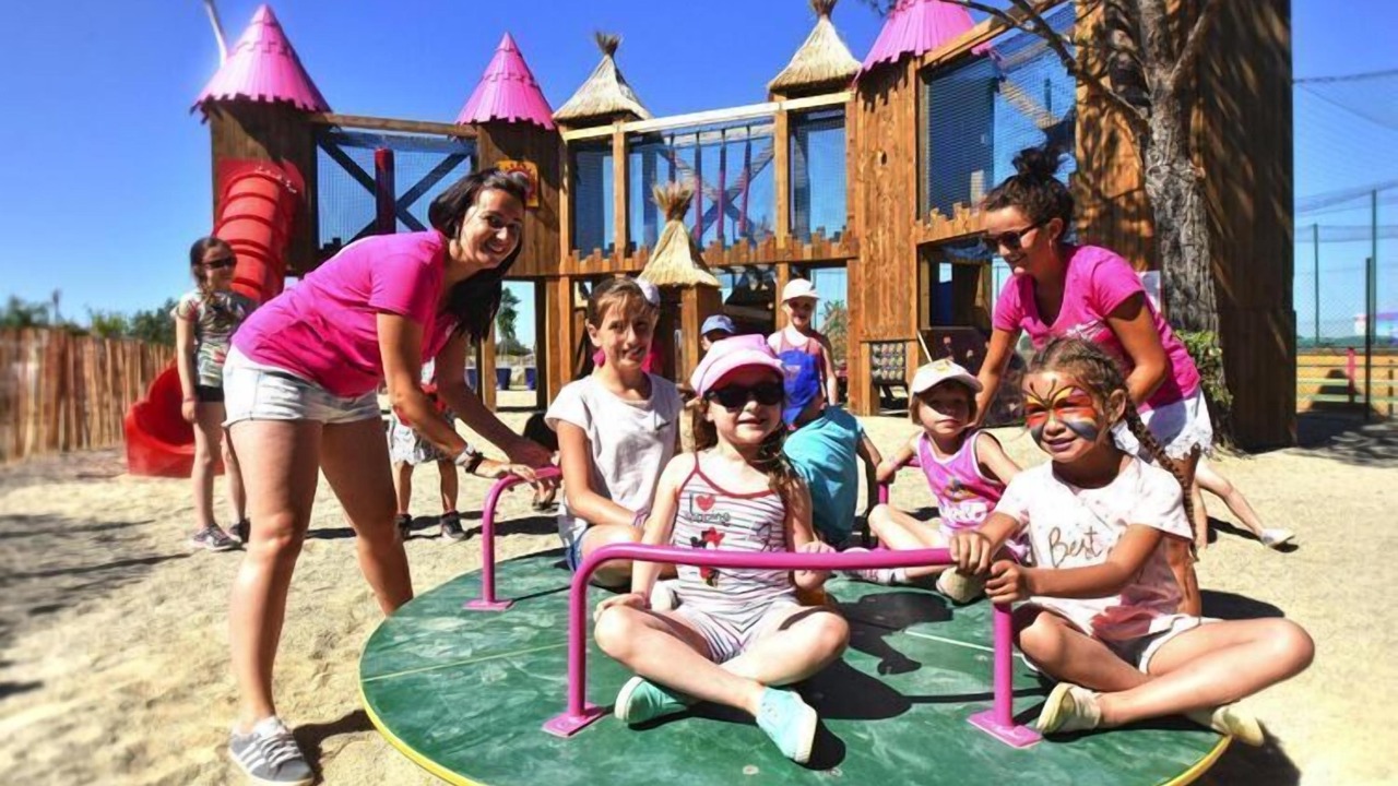 Photo of Others in Serignan