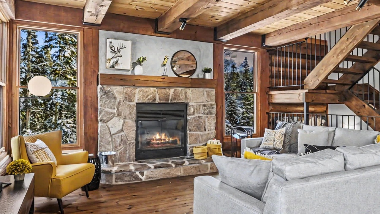 Photo of Livingroom in Lac Superieur Village