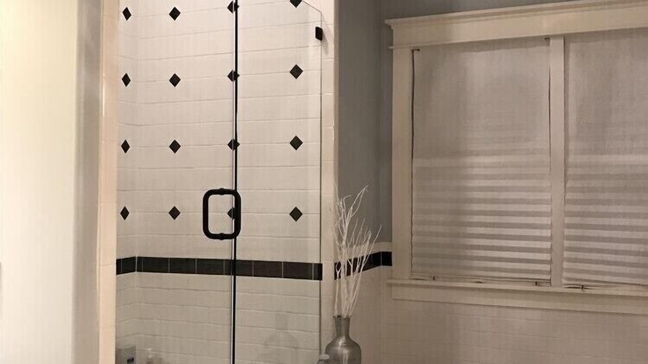 Photo of Bathroom in Dickson
