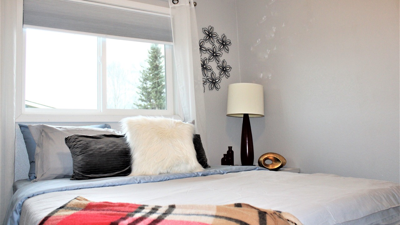 Photo of Bedroom in Northeast Anchorage