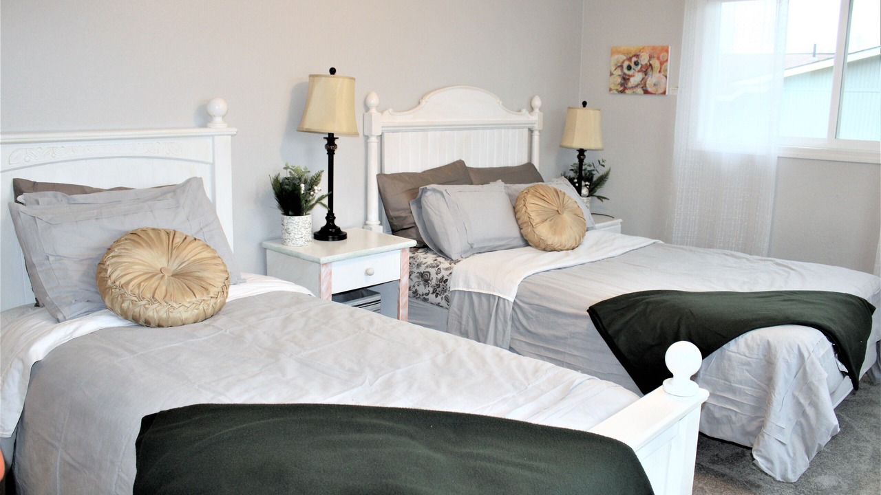 Photo of Bedroom in Northeast Anchorage