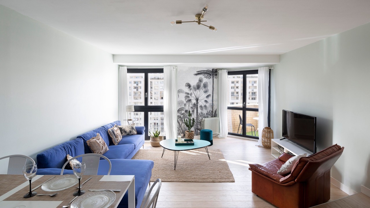 Photo of Livingroom in Colombier - Champ de Mars