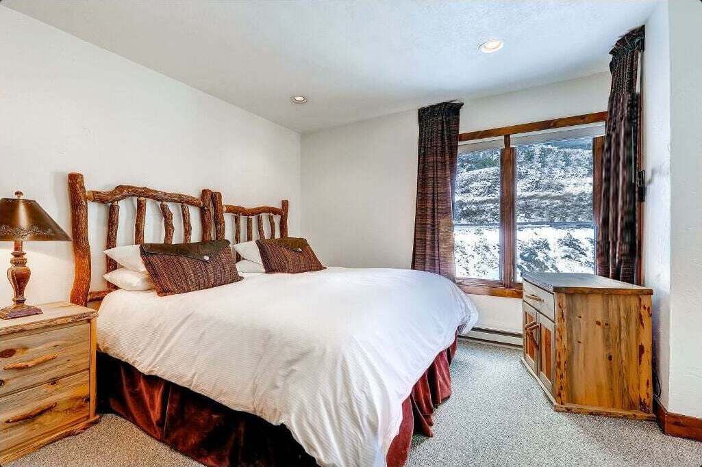 Photo of Bedroom in Salt Lake Mountain Resorts