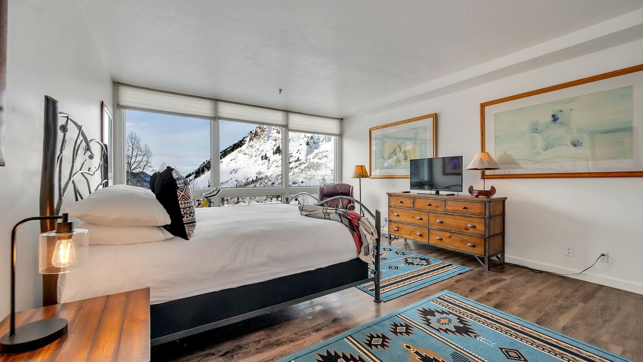Photo of Bedroom in Salt Lake Mountain Resorts