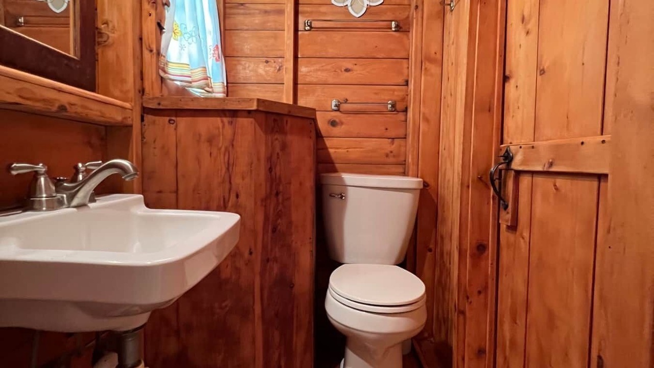 Photo of Bathroom in Cedarville