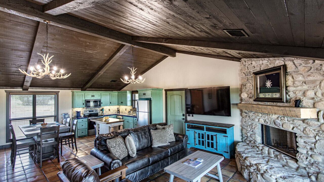 Photo of Livingroom in Canyon