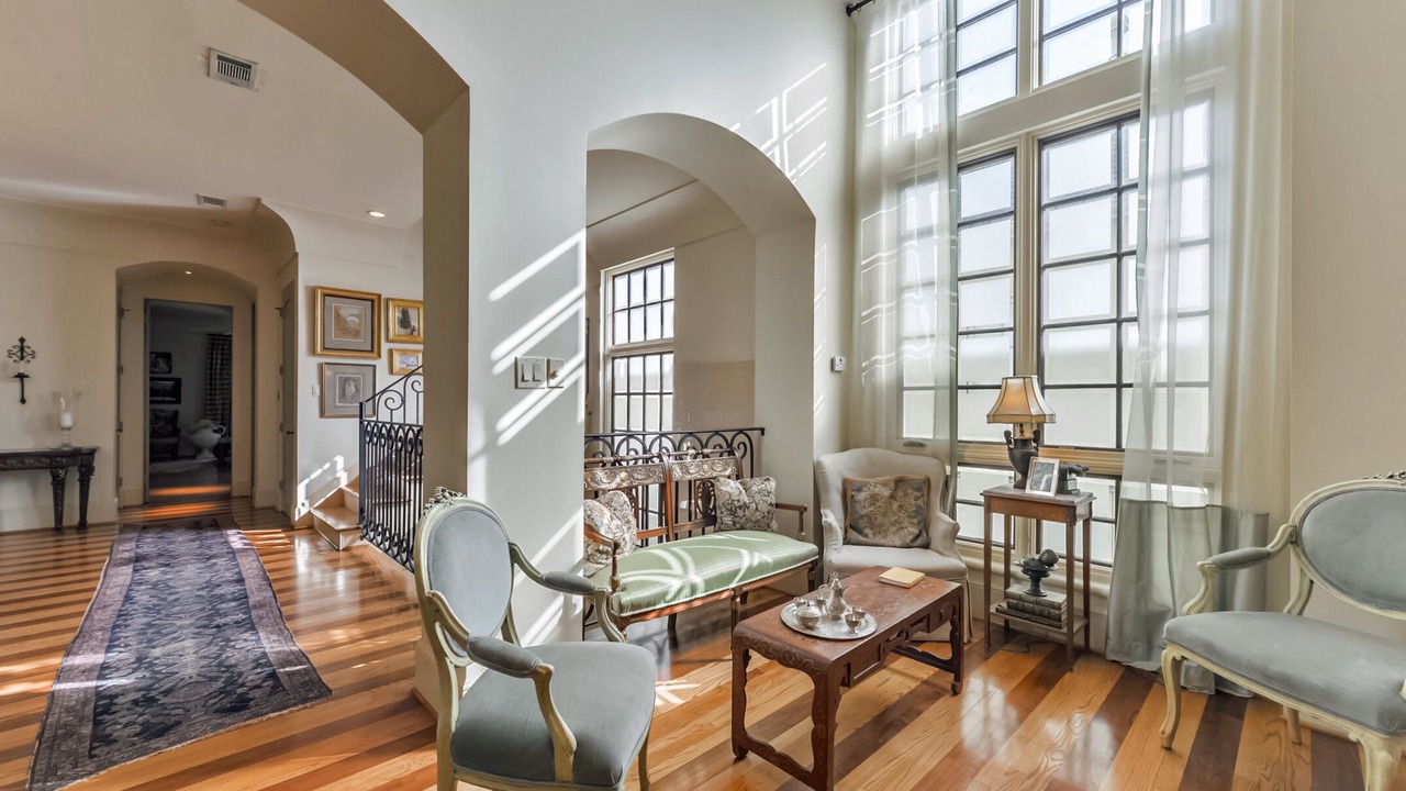 Photo of Bedroom in Greenway Plaza-Upper Kirby