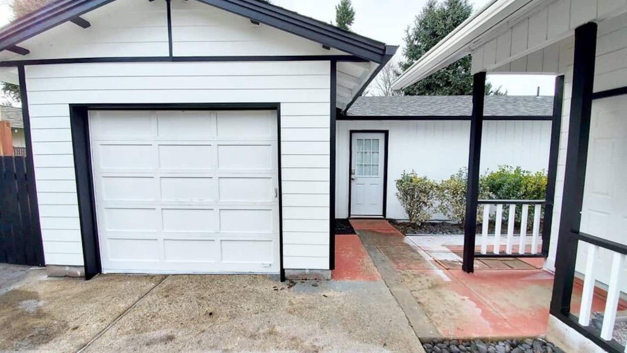 Photo of Outdoor in Lake Shore