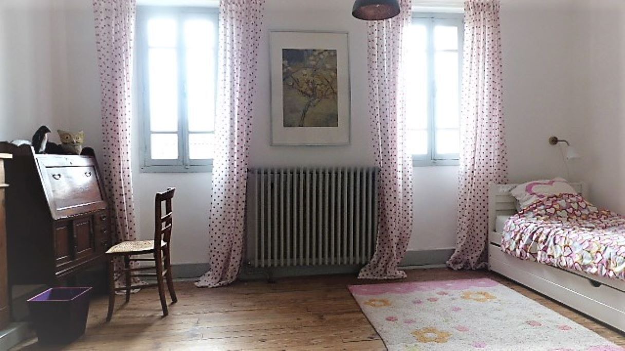 Photo of Bedroom in Labecede-Lauragais