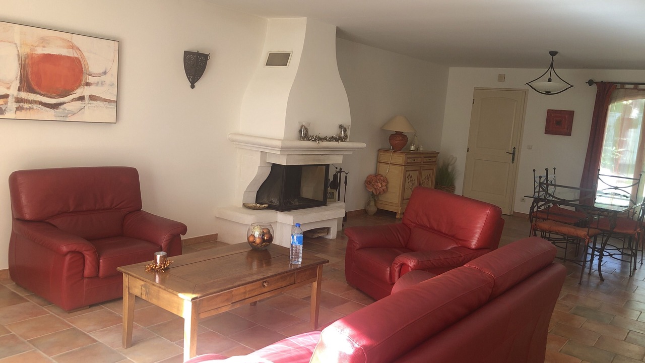 Photo of Livingroom in Bouc-Bel-Air