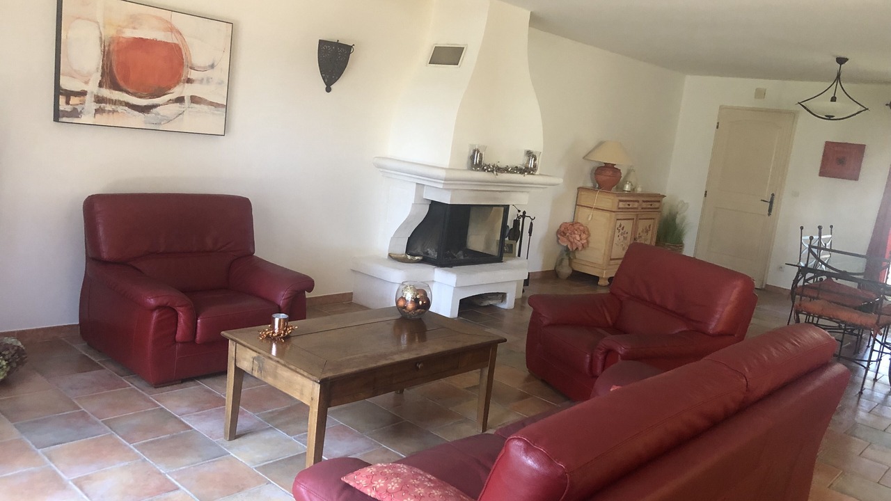 Photo of Livingroom in Bouc-Bel-Air