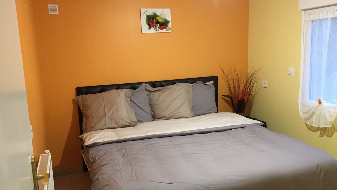 Photo of Bedroom in Lillers