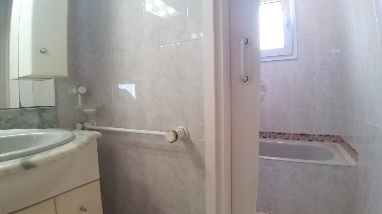 Photo of Bathroom in Colera