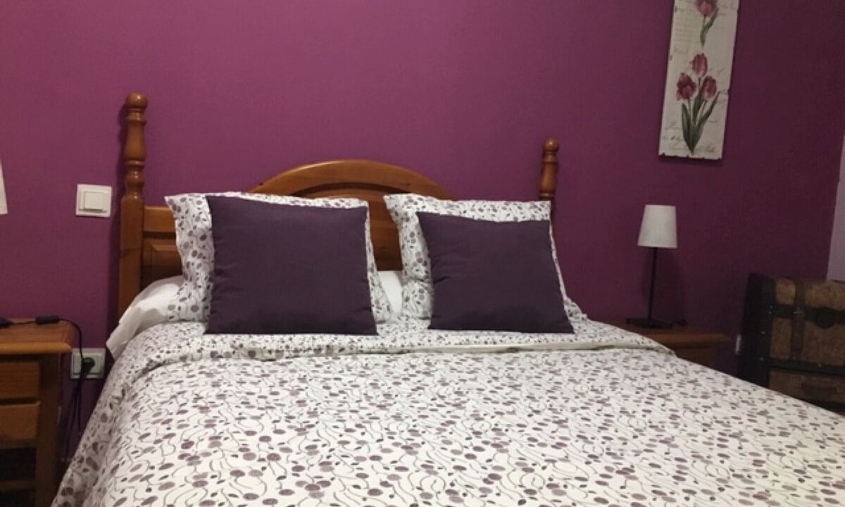 Photo of Bedroom in Montejo de la Sierra