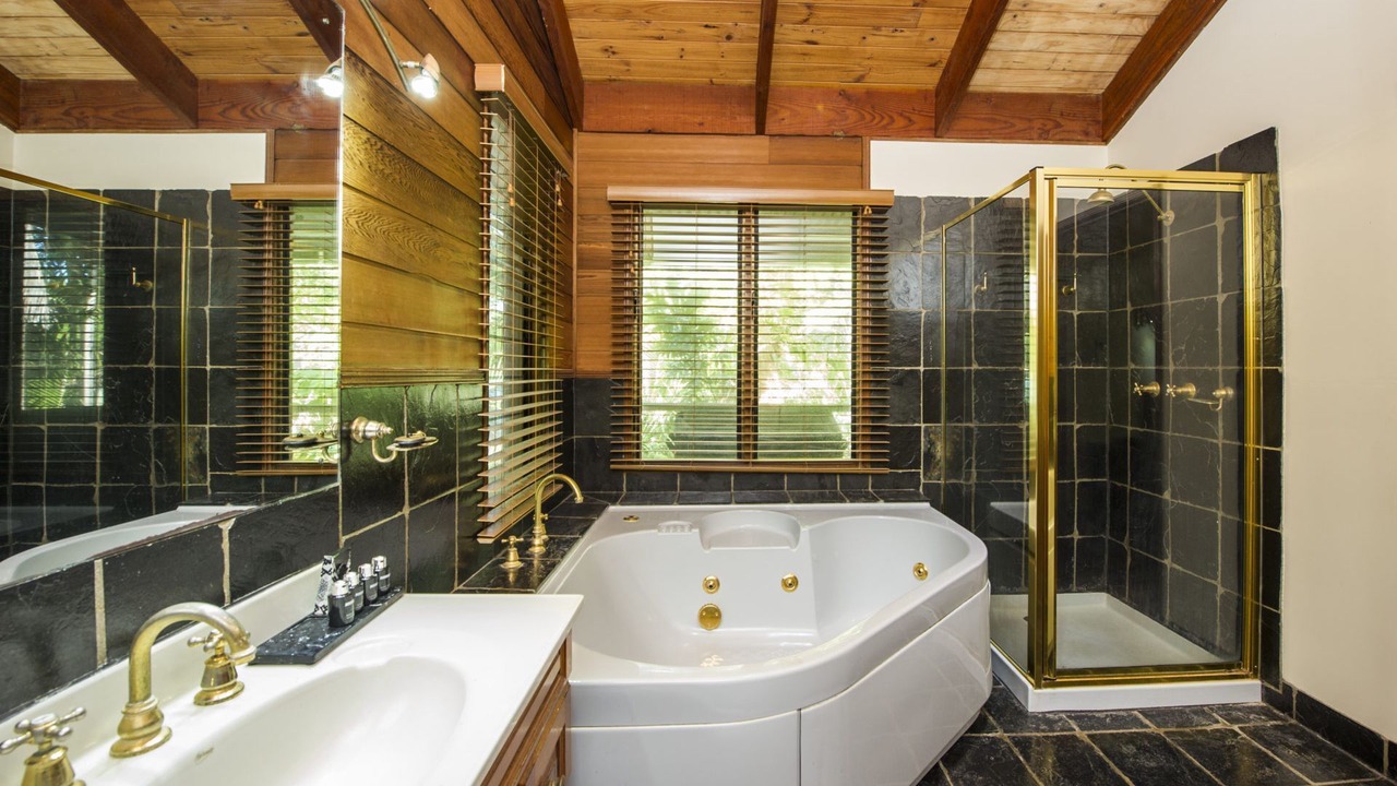 Photo of Bathroom in Arcadia