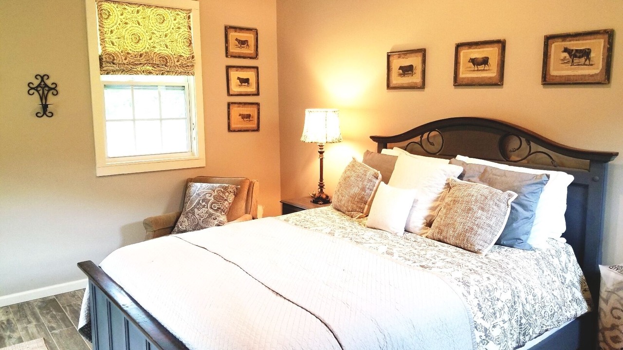 Photo of Bedroom in Macon