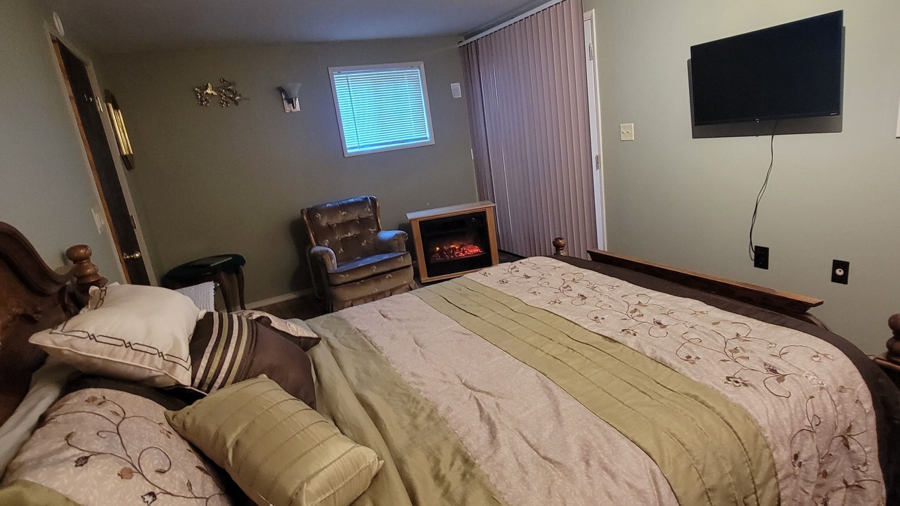 Photo of Livingroom in Oakridge