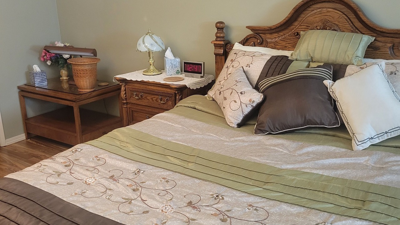 Photo of Bedroom in Oakridge
