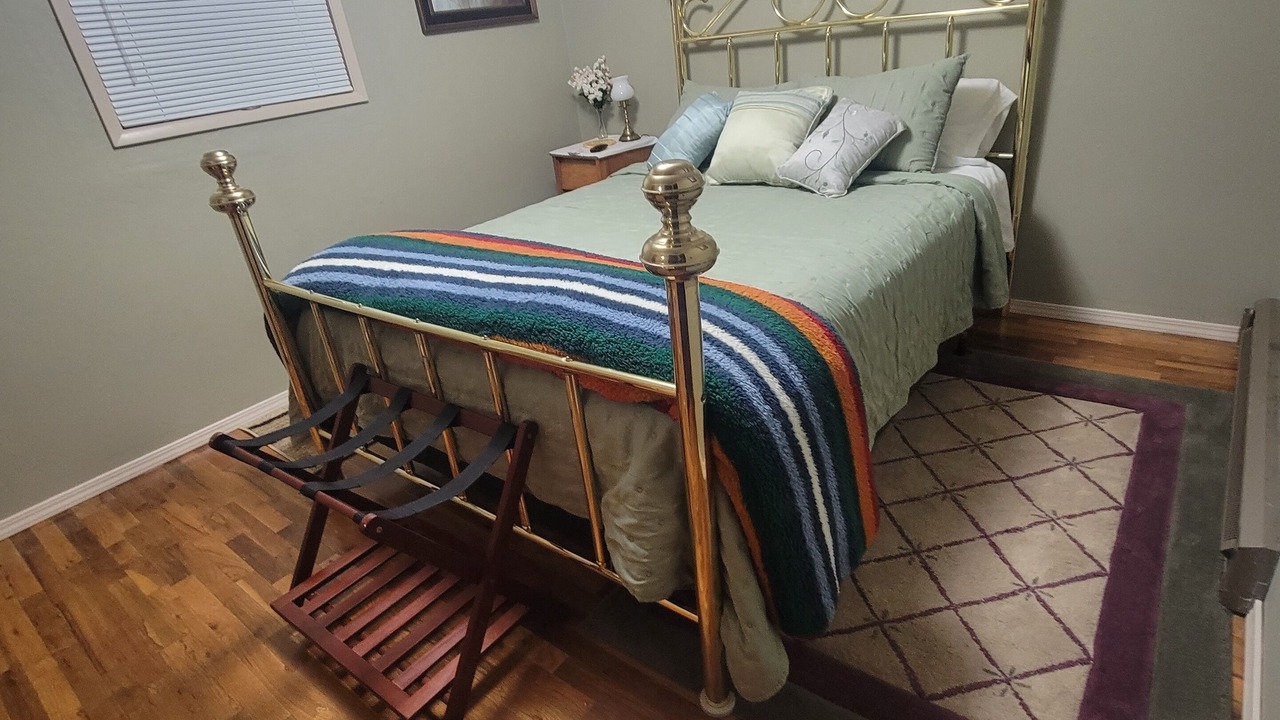 Photo of Bedroom in Oakridge