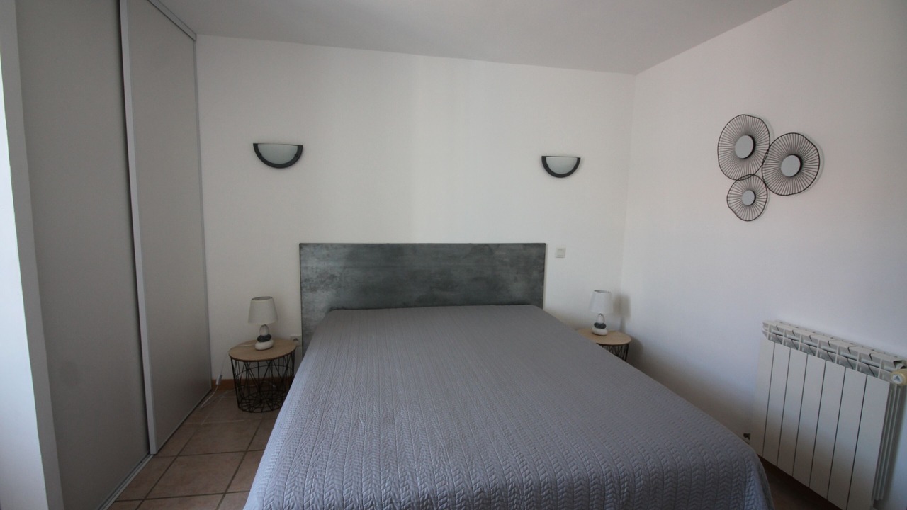 Photo of Bedroom in Le Somail