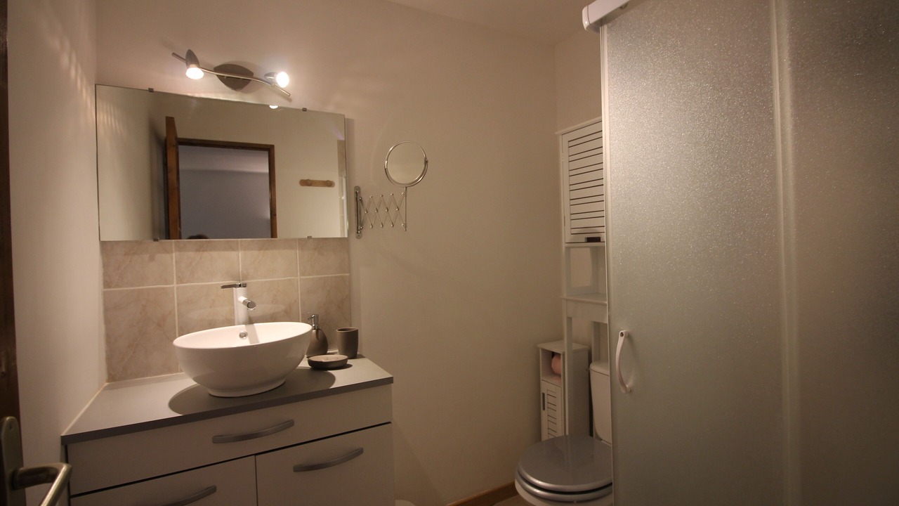 Photo of Bathroom in Le Somail