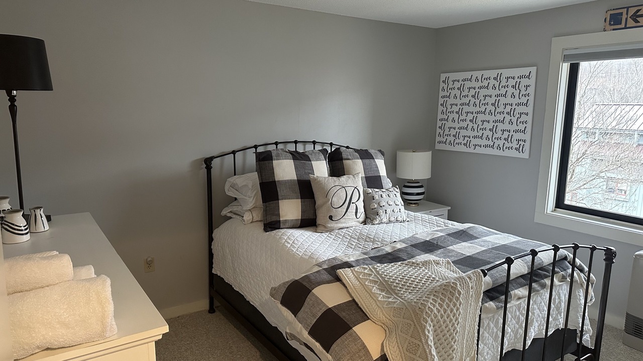 Photo of Bedroom in Lincoln