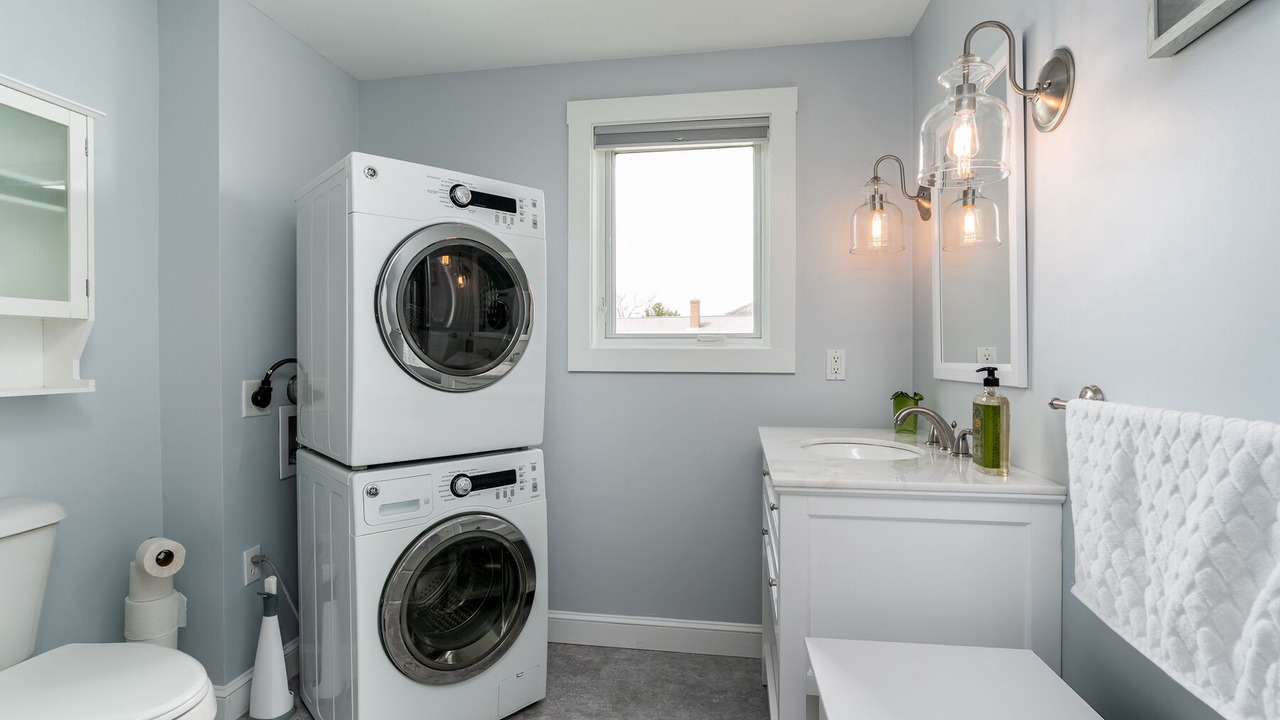 Photo of Bathroom in Pond Cove