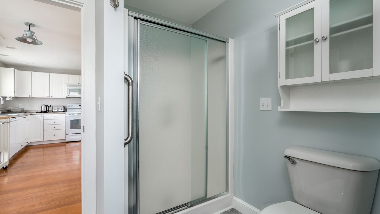 Photo of Bathroom in Pond Cove