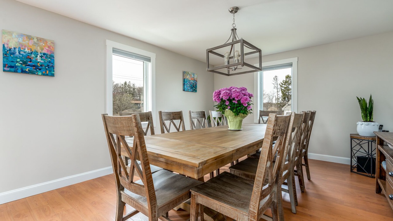 Photo of Bedroom in Pond Cove
